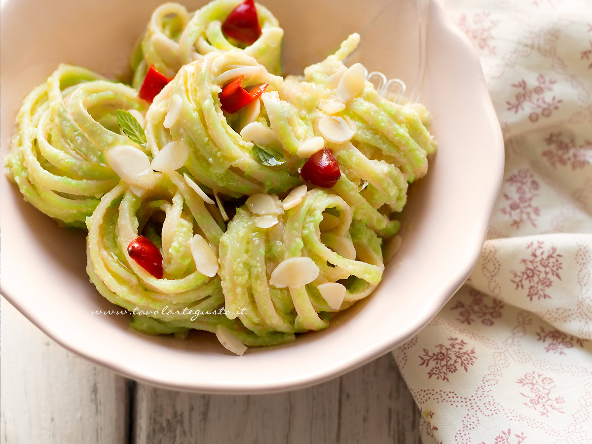 pasta con crema di broccoli