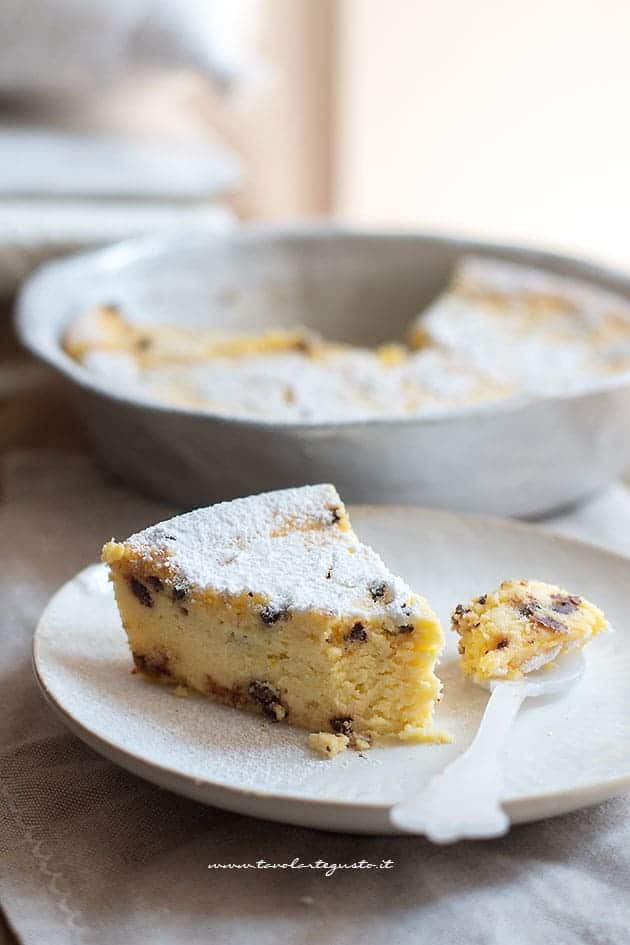 Torta cremosa alla ricotta e cioccolato (si scioglie in ...