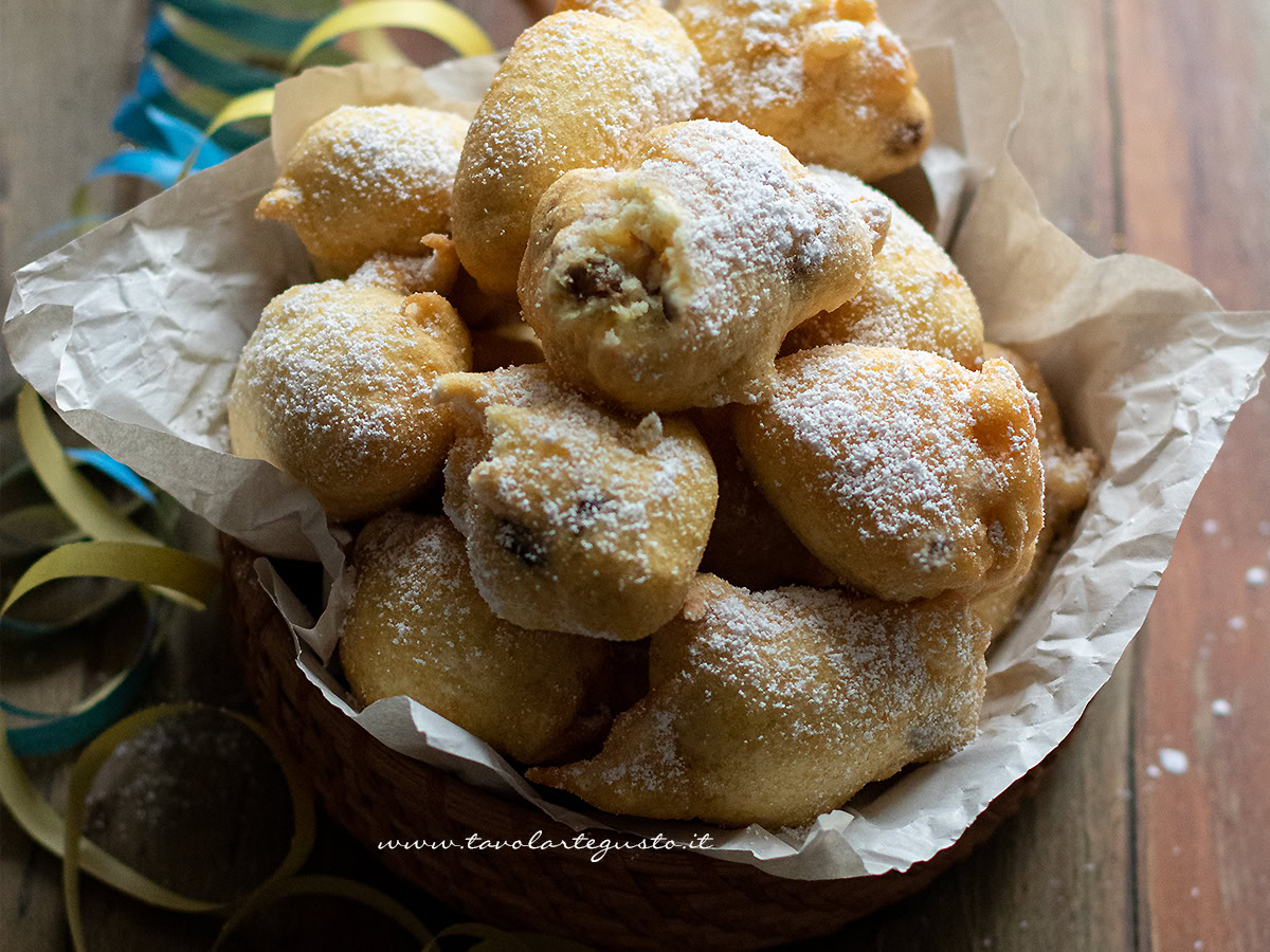 frittelle di Carnevale morbidissime ricetta