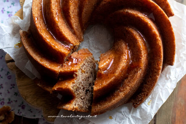 ciambella alle noci ricetta