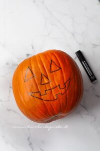 Zucca Halloween Tutorial Con Foto Come Fare La Zucca Di Halloween