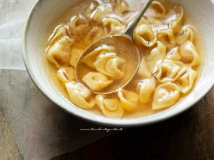 Tortellini In Brodo: La Ricetta Tradizionale E Consigli Passo Passo