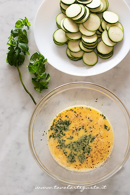 come fare la frittata di zucchine