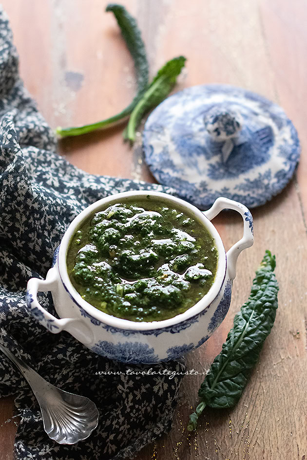 come fare il pesto di cavolo nero