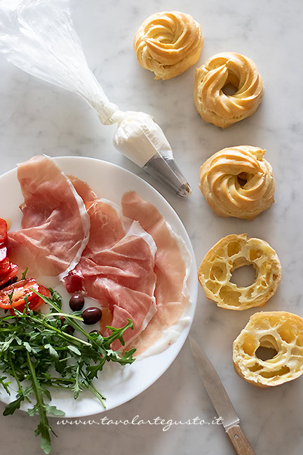 farcire le zeppole salate di San giuseppe